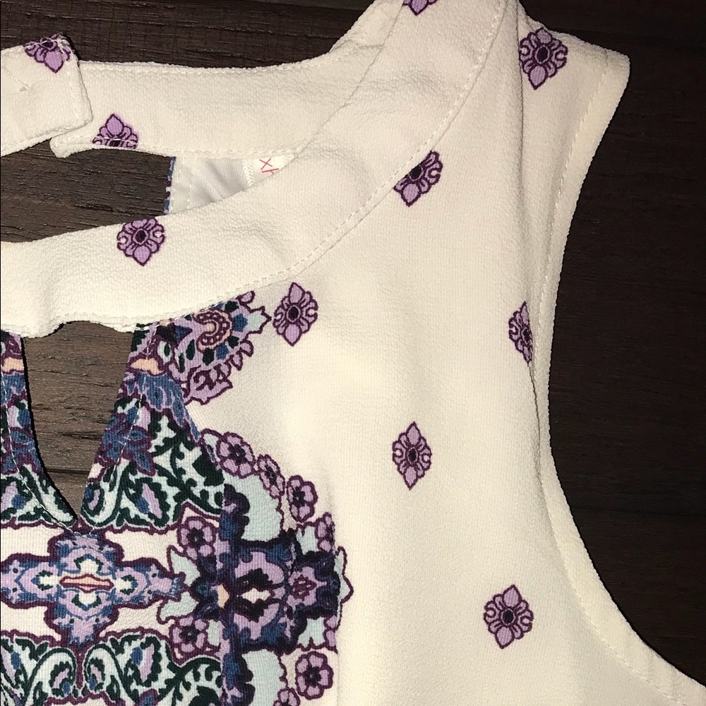 SHIFT DRESS - Picture 2 of 3